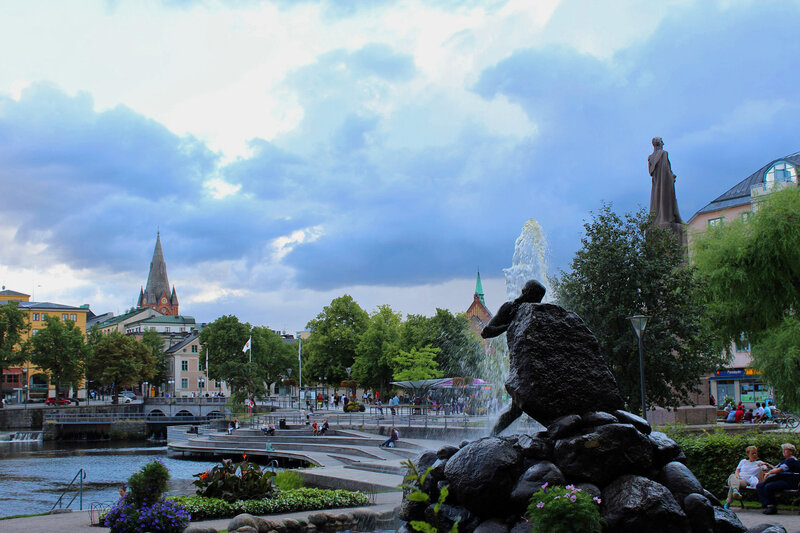 Fountain with Statue — Blue, Dramatic