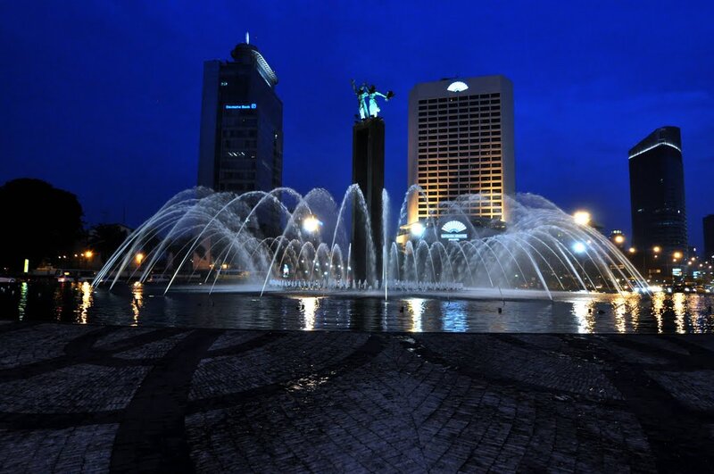 Fountain with Statue — Blue