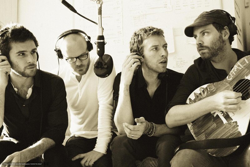Four Men in Recording Studio — Black