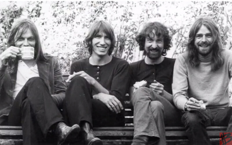 Four Men on a Bench — Black
