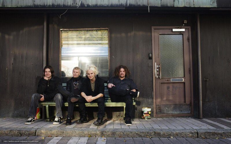 Four Men on Bench — Black