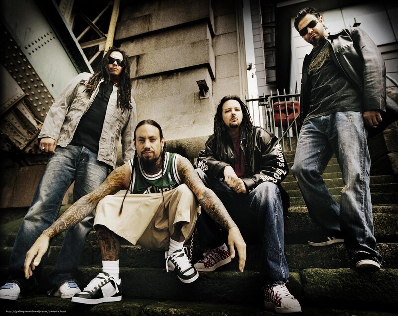 Four Men on Steps — Gray