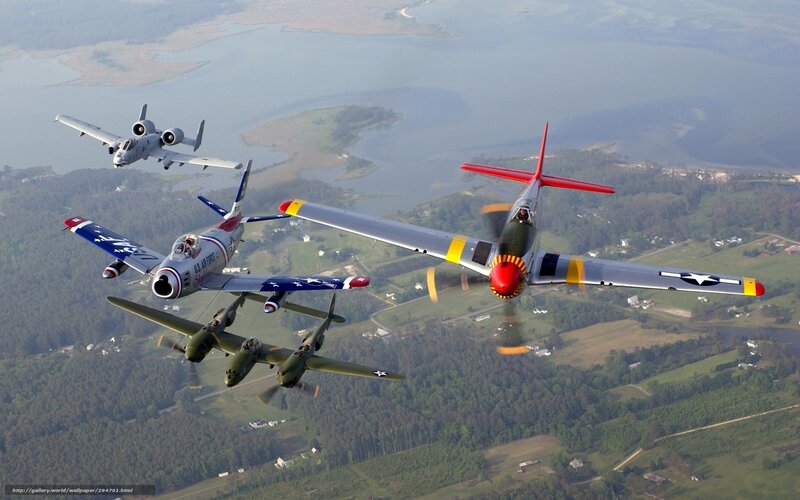 Four Military Aircraft — Green, Dynamic