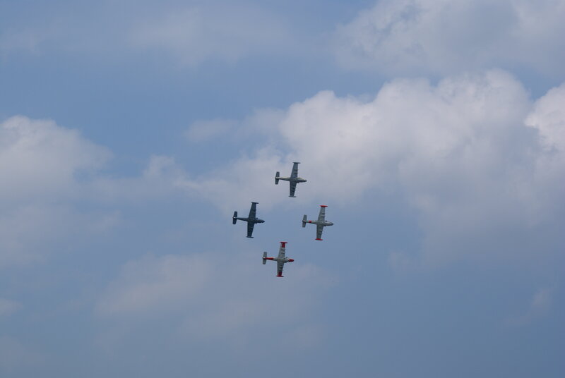 four planes in formation