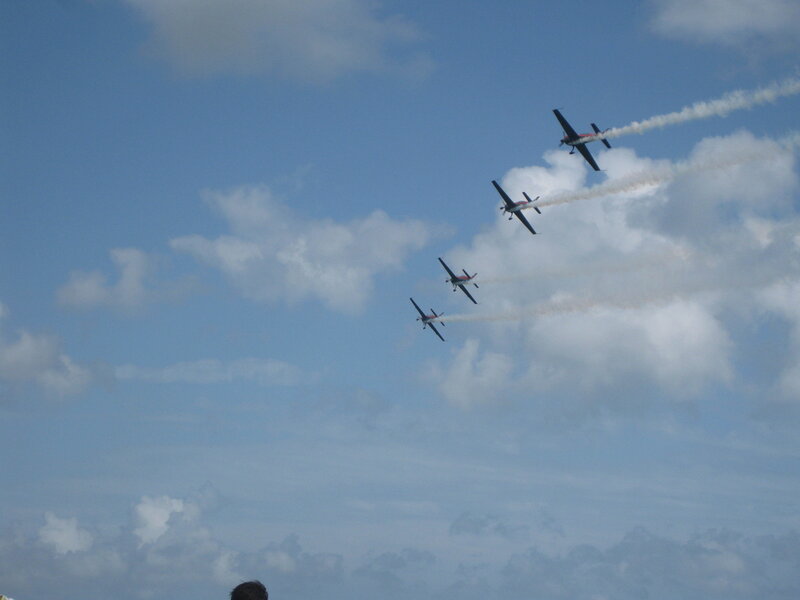 Four Planes in Formation — Blue, Dynamic, Afternoon, Photograph