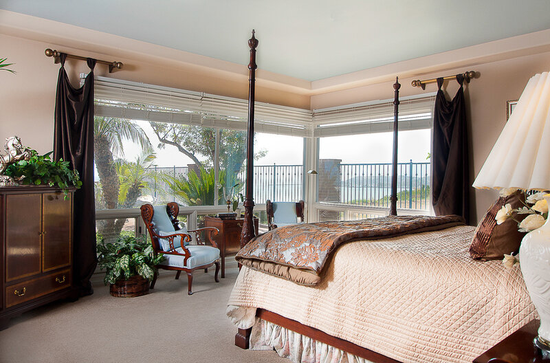 Four-poster Bed in Bedroom — Beige, Serene