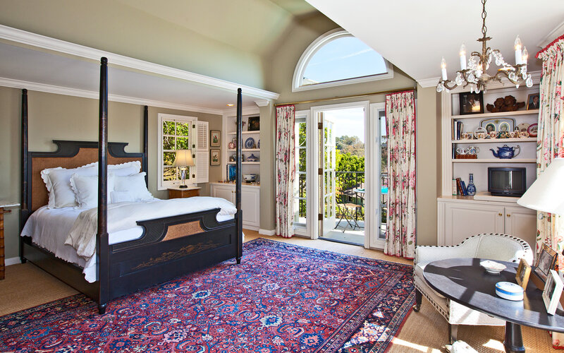 Four-poster Bed in Bedroom — Red