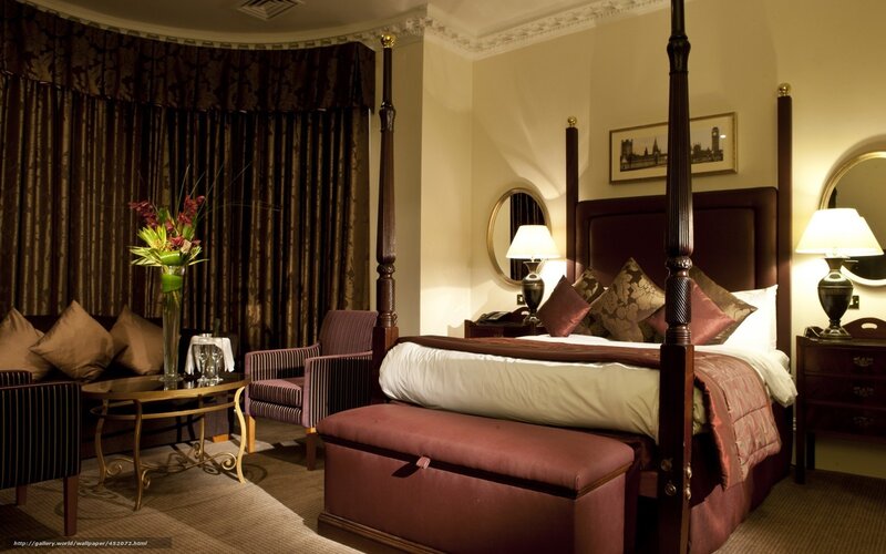 Four-poster Bed in Hotel Room — Brown