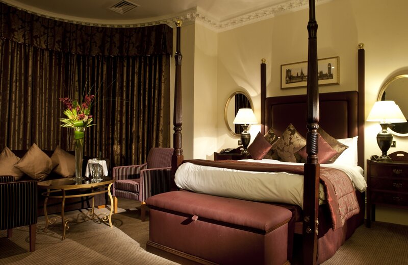 Four-poster Bed in Hotel Room