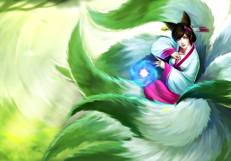 Fox-eared Woman with Magic — Green, Dynamic