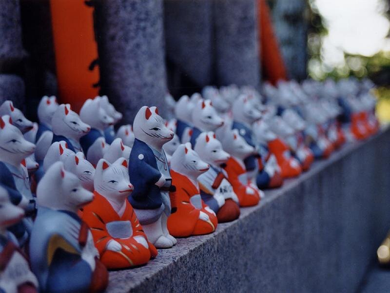 Fox statues at a shrine