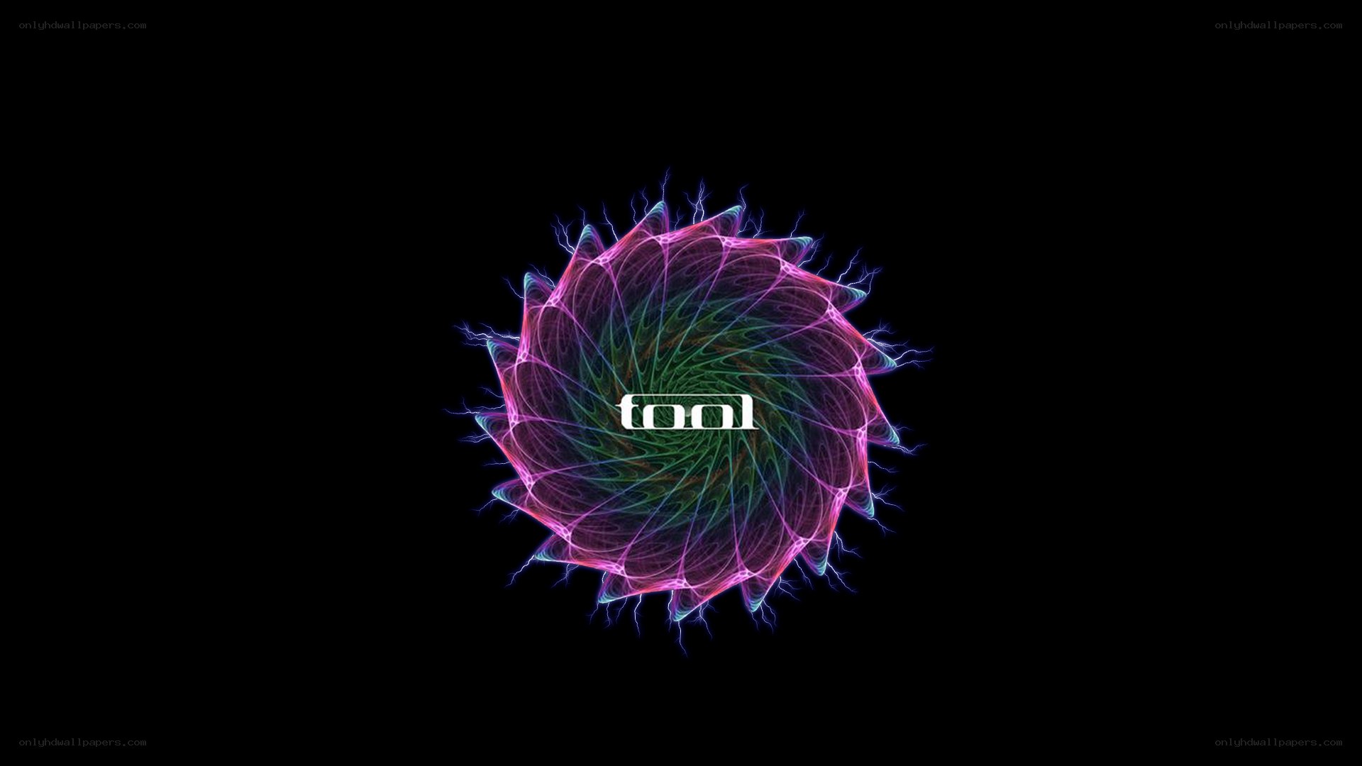 fractal design with tool logo