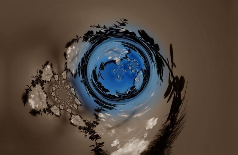 Fractal Floral Pattern — Blue