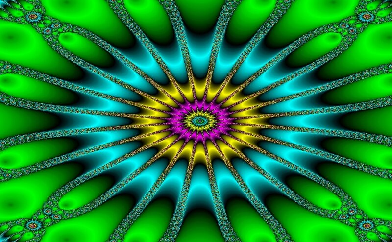 Fractal Starburst Pattern — Green