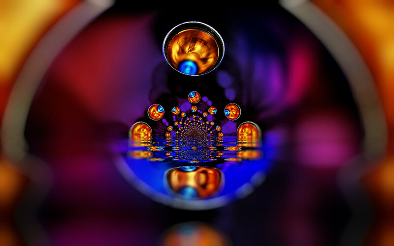 Fractal Tunnel with Spheres — Purple, Hypnotic