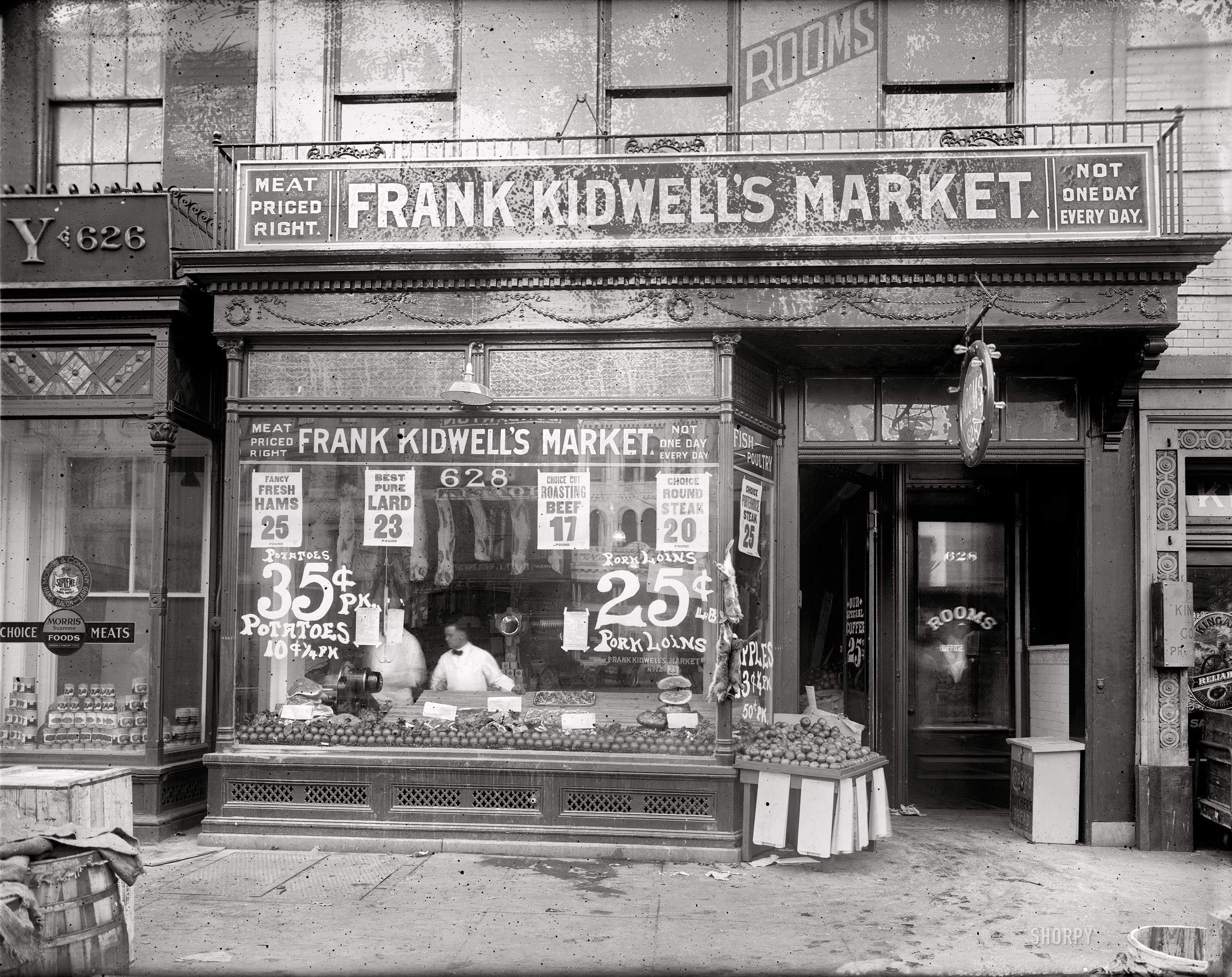 Frank Kidwell's Market storefront