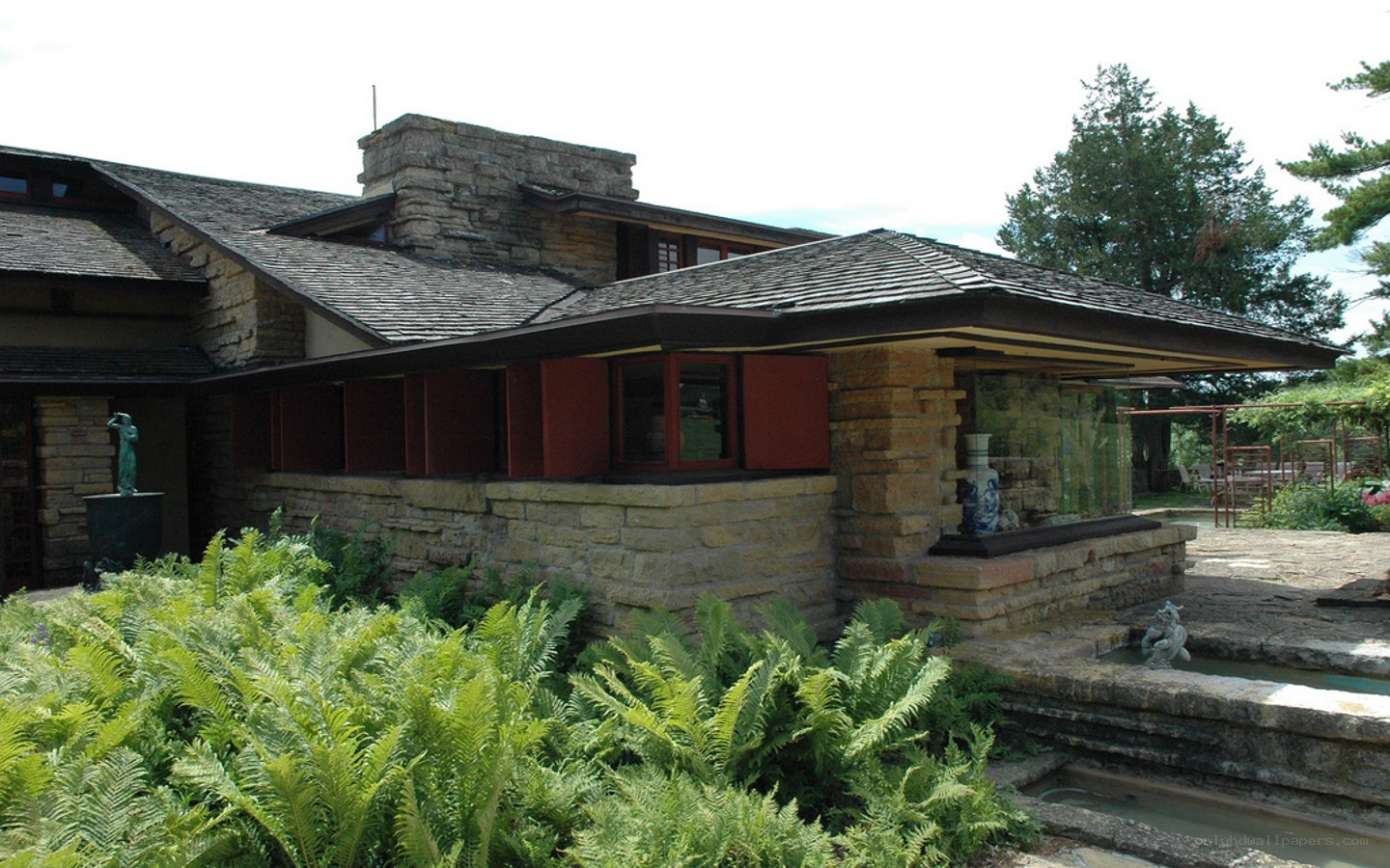 Frank Lloyd Wright house exterior