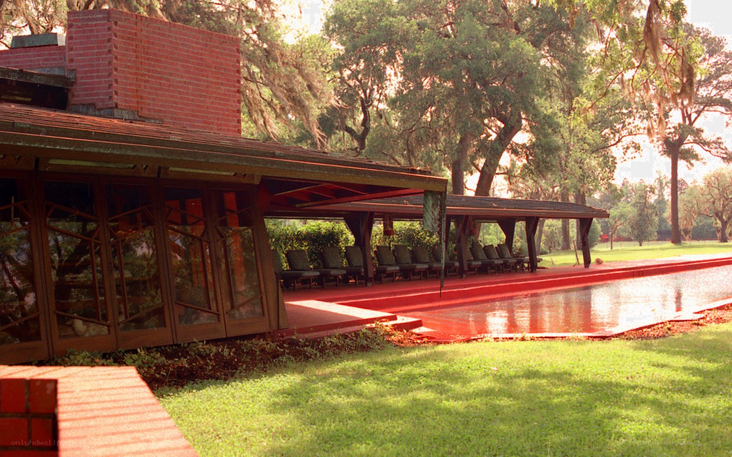 Frank Lloyd Wright house with pool