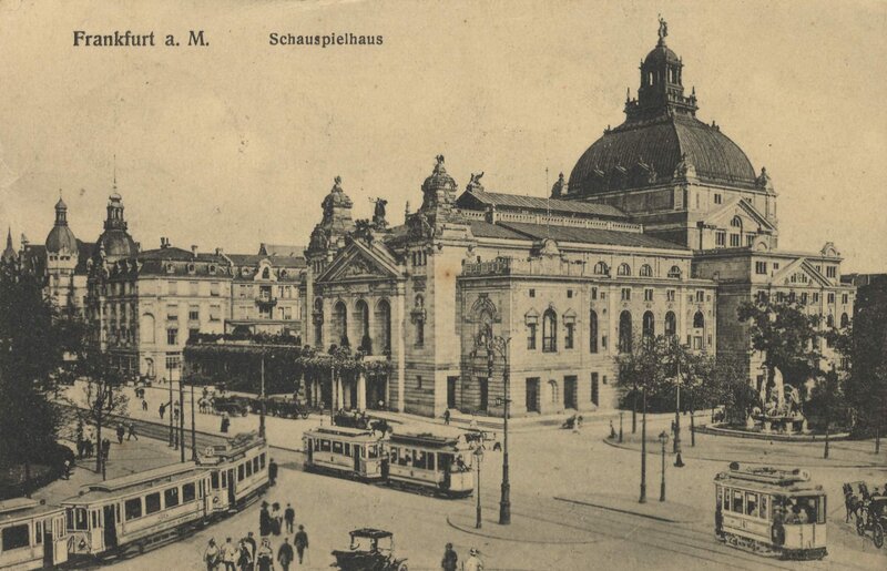 Frankfurt Schauspielhaus scene