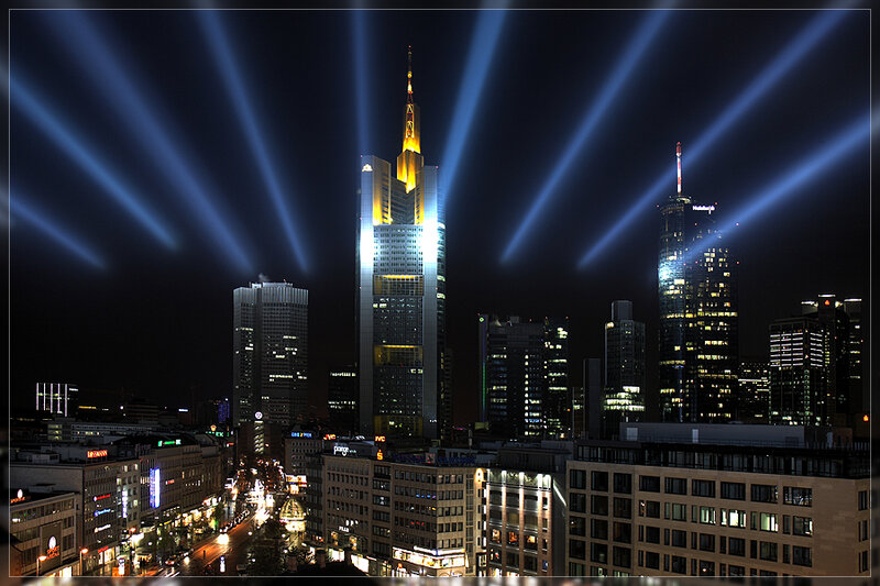 Frankfurt Skyline at Night — Black