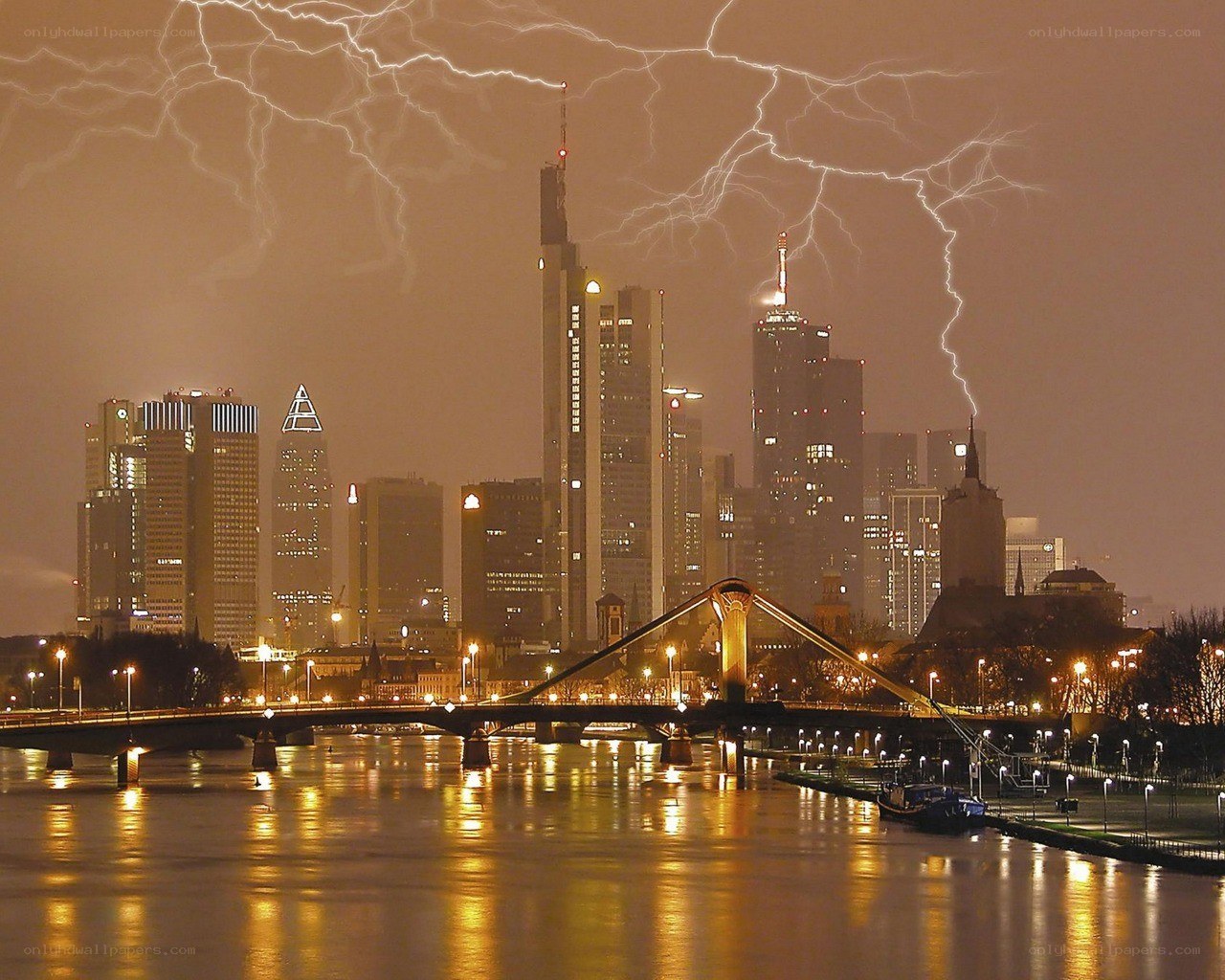 Frankfurt skyline during thunderstorm
