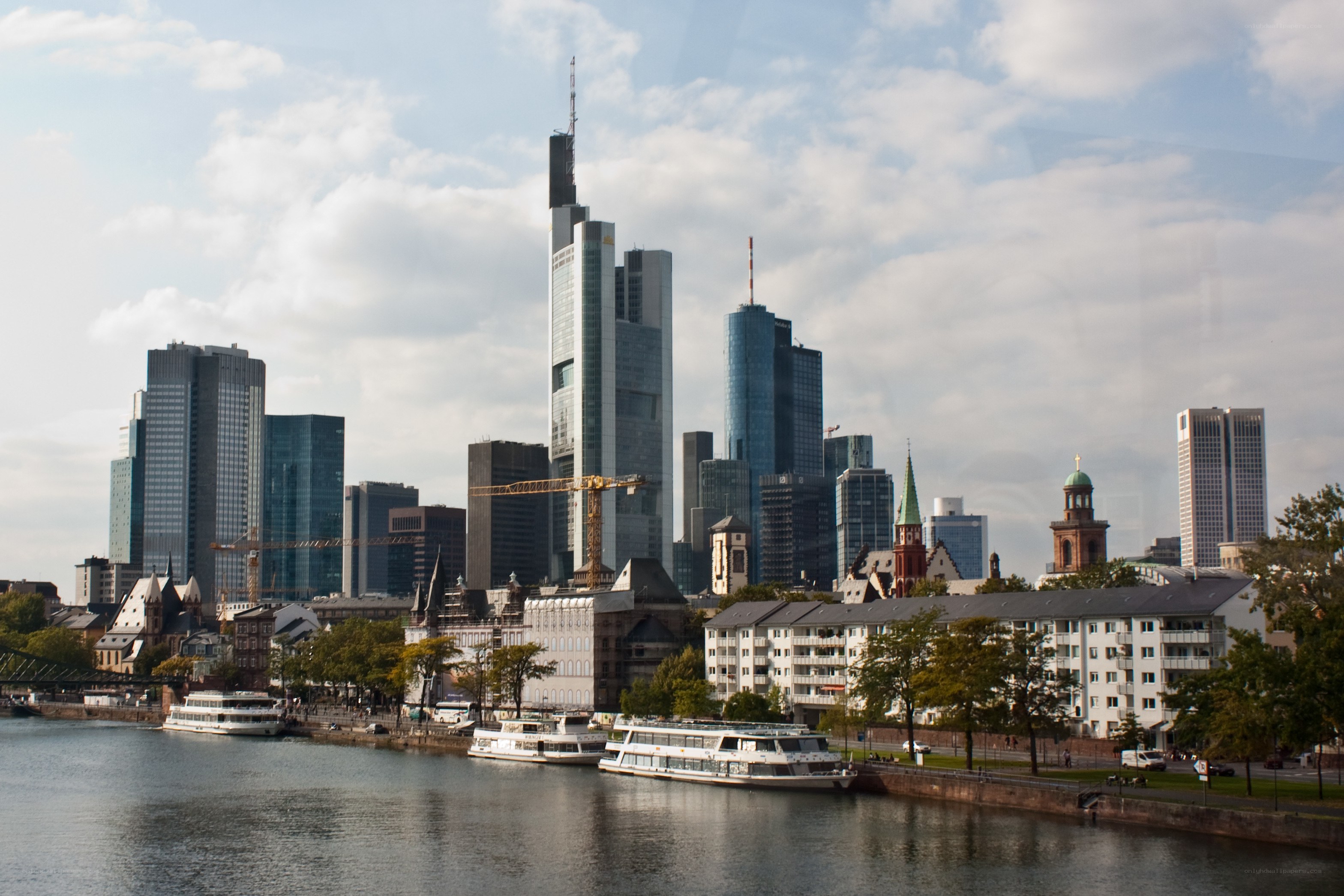 Frankfurt skyline with river