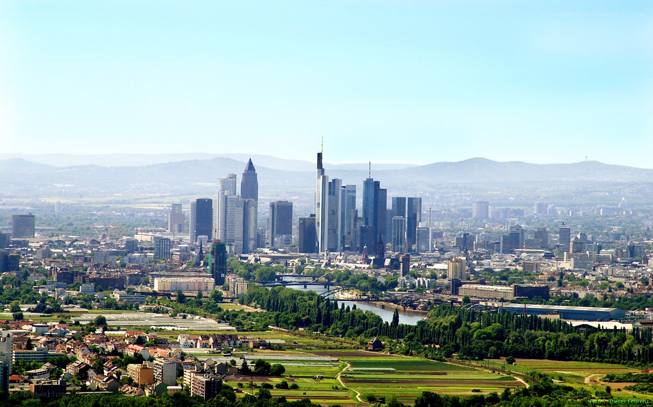 Frankfurt skyline with river
