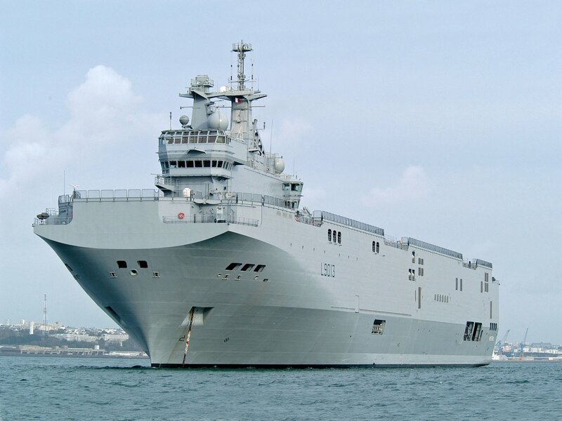 French Amphibious Assault Ship — Gray