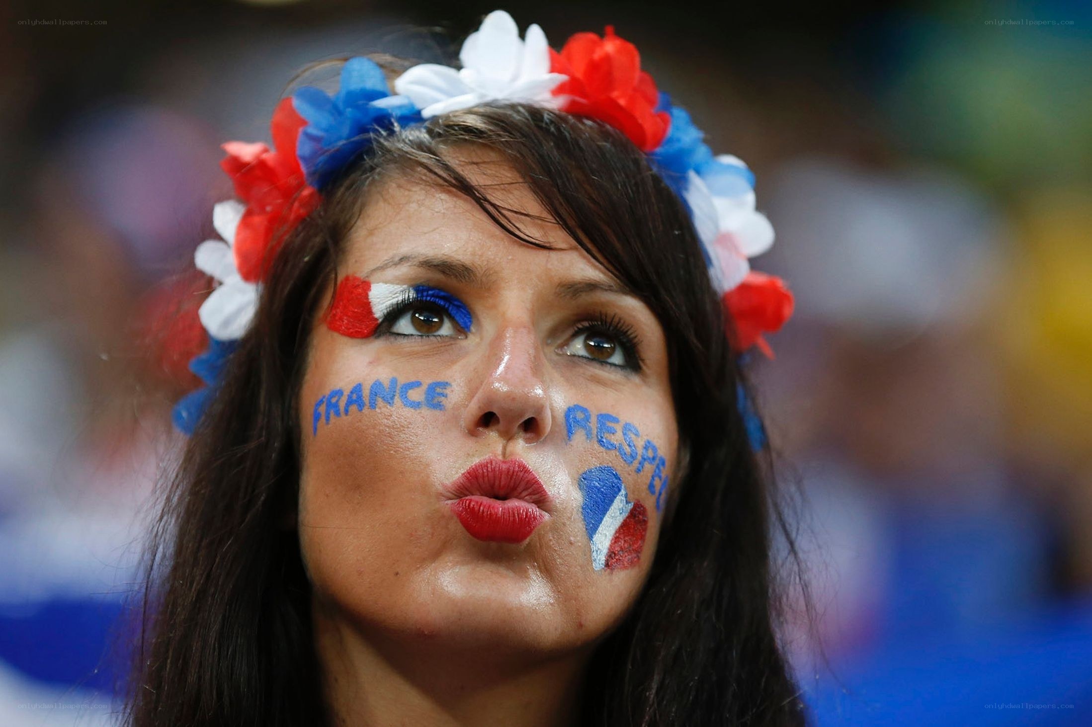 French fan with face paint