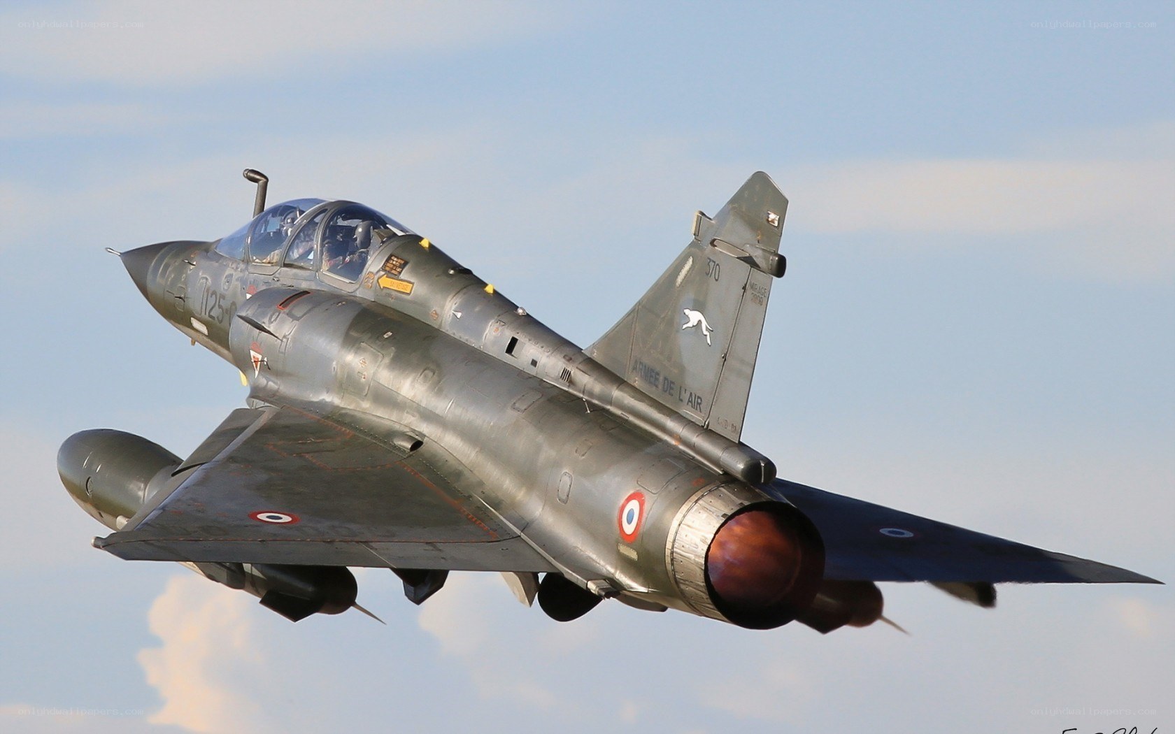 French Mirage 2000 in flight