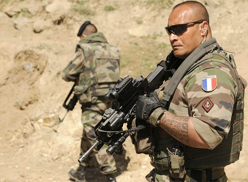 French soldiers in combat gear