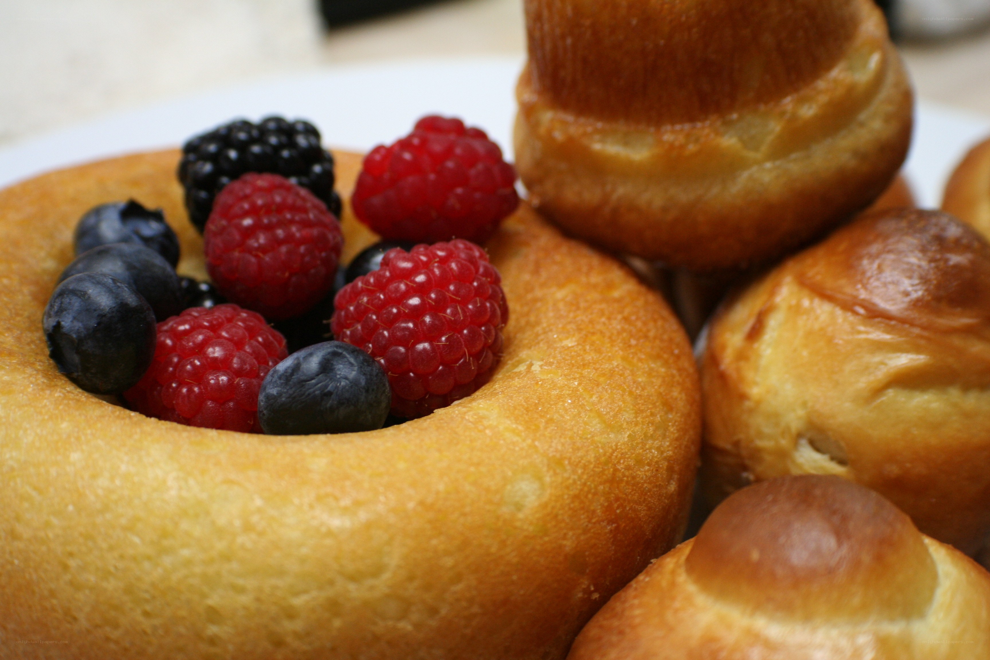 fresh berries in baked goods