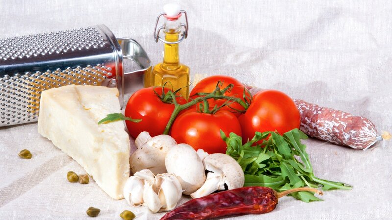 Fresh Ingredients on Cloth — Red, Calm