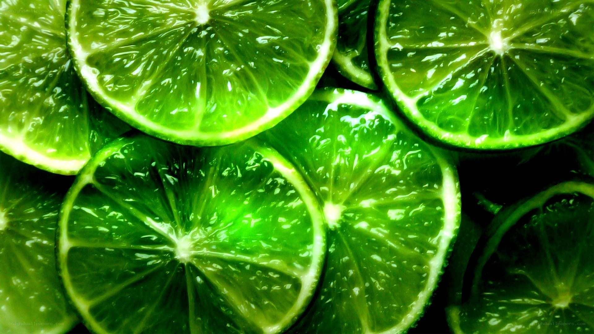 Fresh lime slices close-up