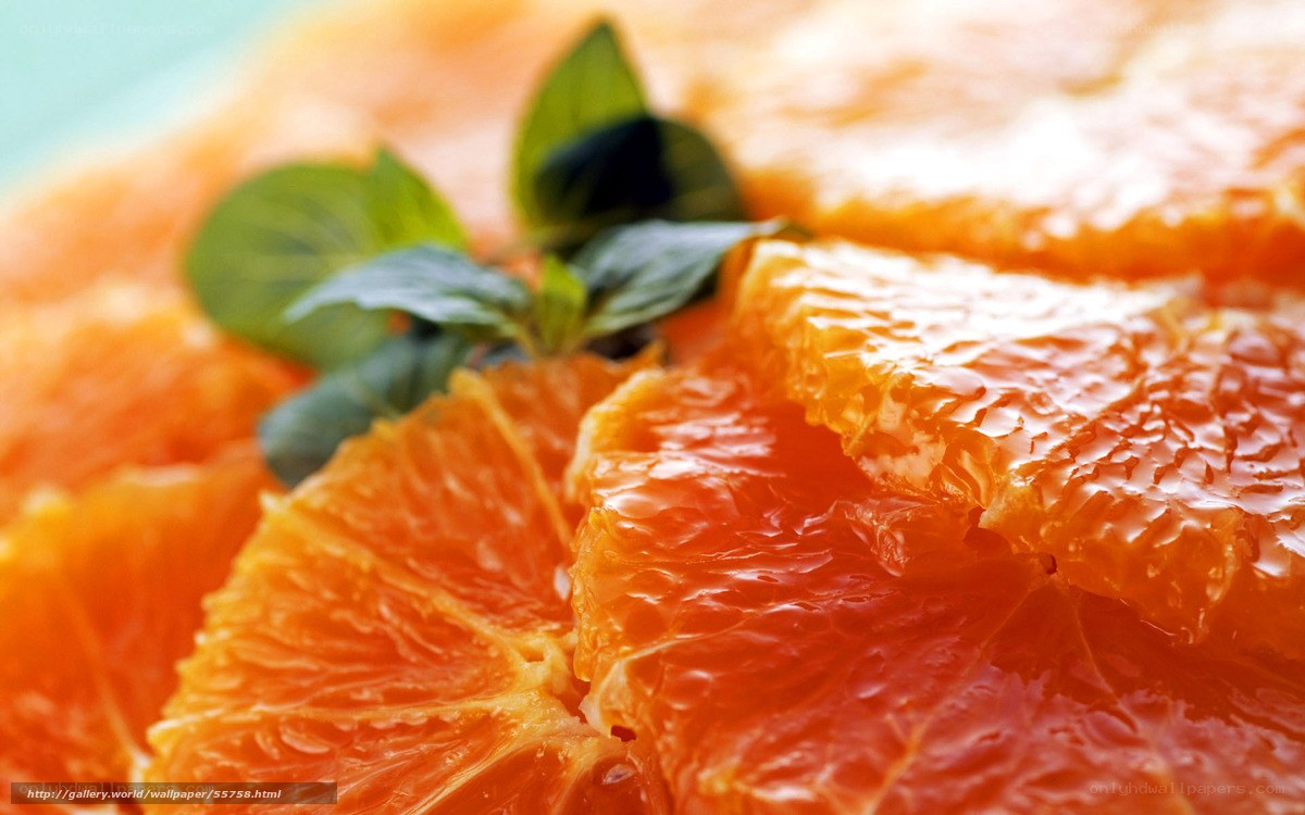 Fresh orange slices with mint
