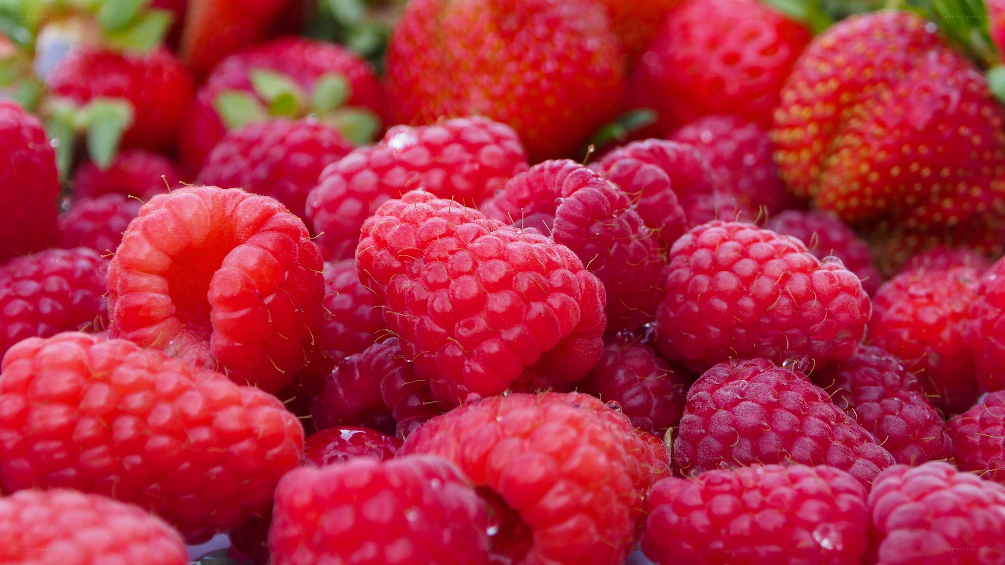 Fresh raspberries and strawberries