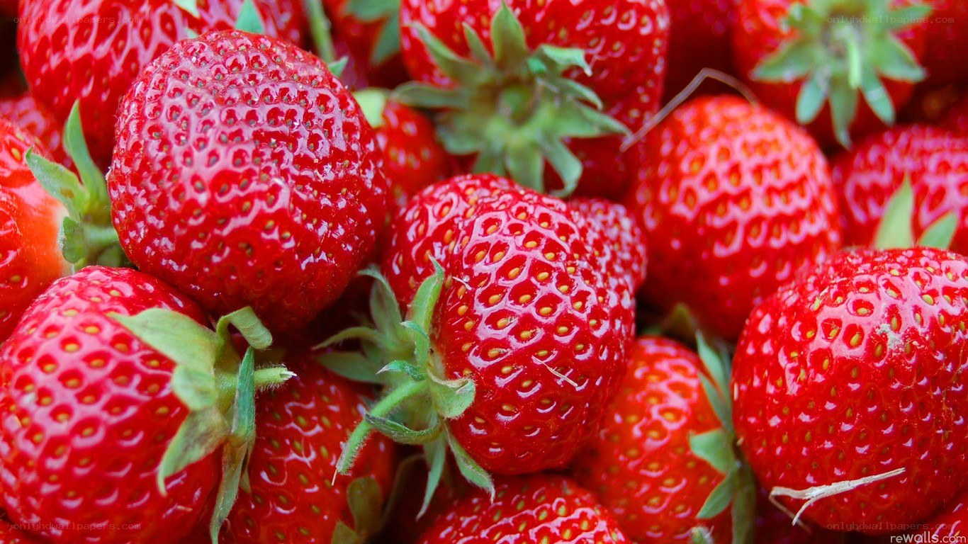 Fresh red strawberries