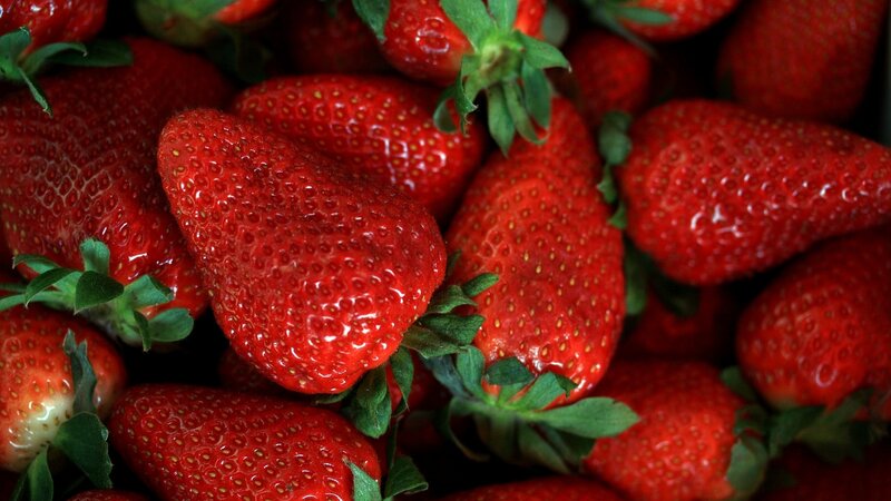 Fresh Red Strawberries — Natural, Photograph, Green Leaves, Berries