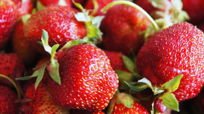 Fresh Red Strawberries — Natural, Photograph, Green Leaves, Stems