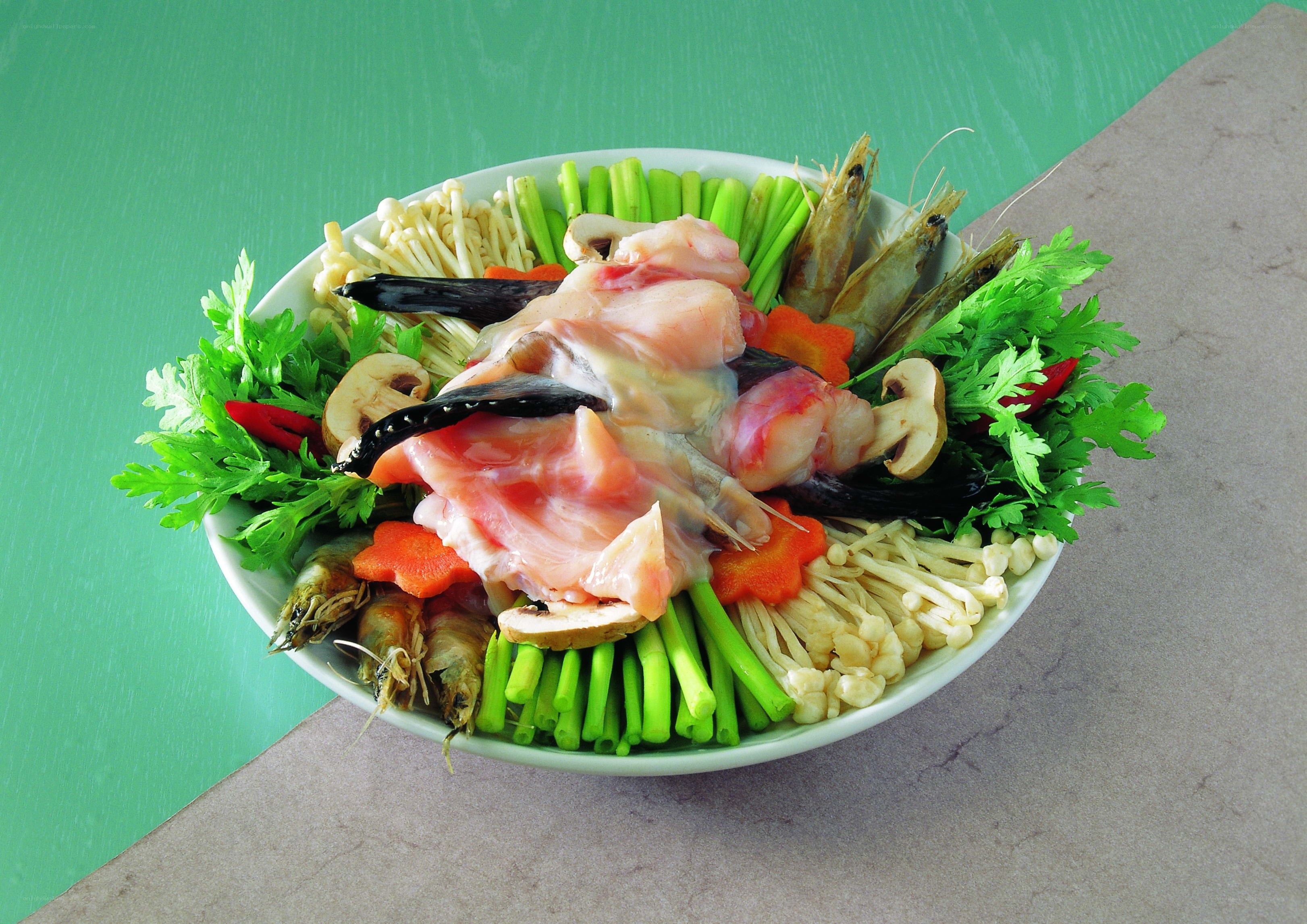 Fresh seafood and vegetable platter