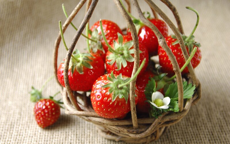 Fresh strawberries in a basket