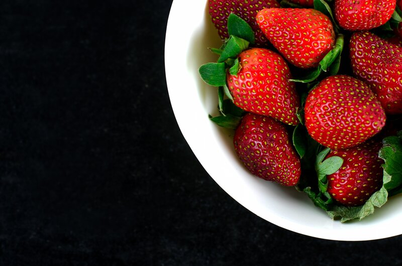 Fresh strawberries in a bowl
