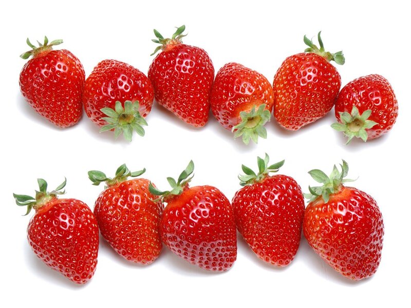 Fresh strawberries in two rows