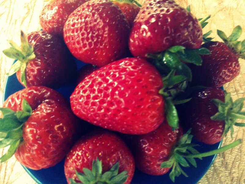 Fresh Strawberries on Plate — Red, Natural, Photograph