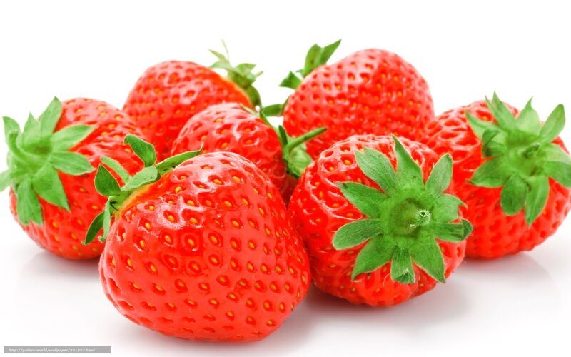 Fresh Strawberries — Red, Clean, Photograph