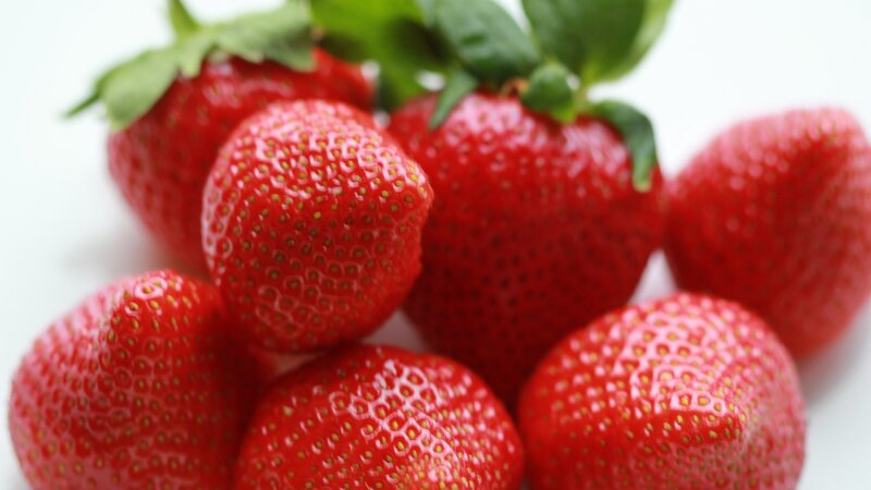 Fresh Strawberries — Red, Neutral