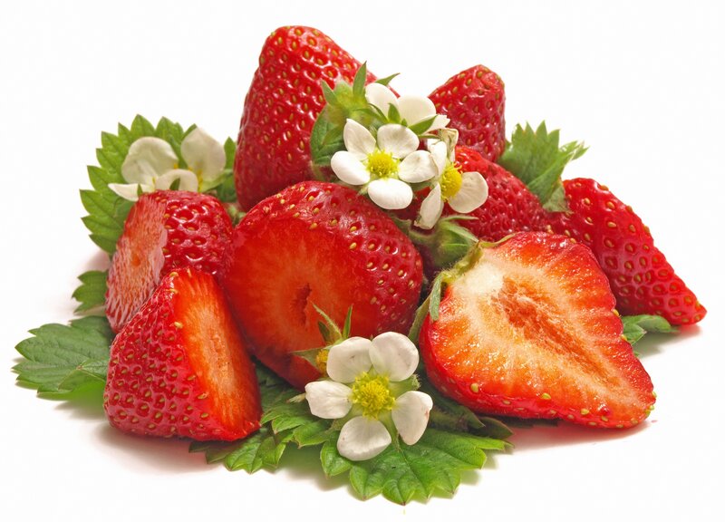 Fresh strawberries with flowers
