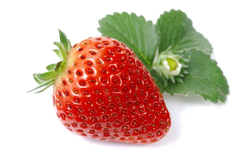 Fresh strawberry with leaves