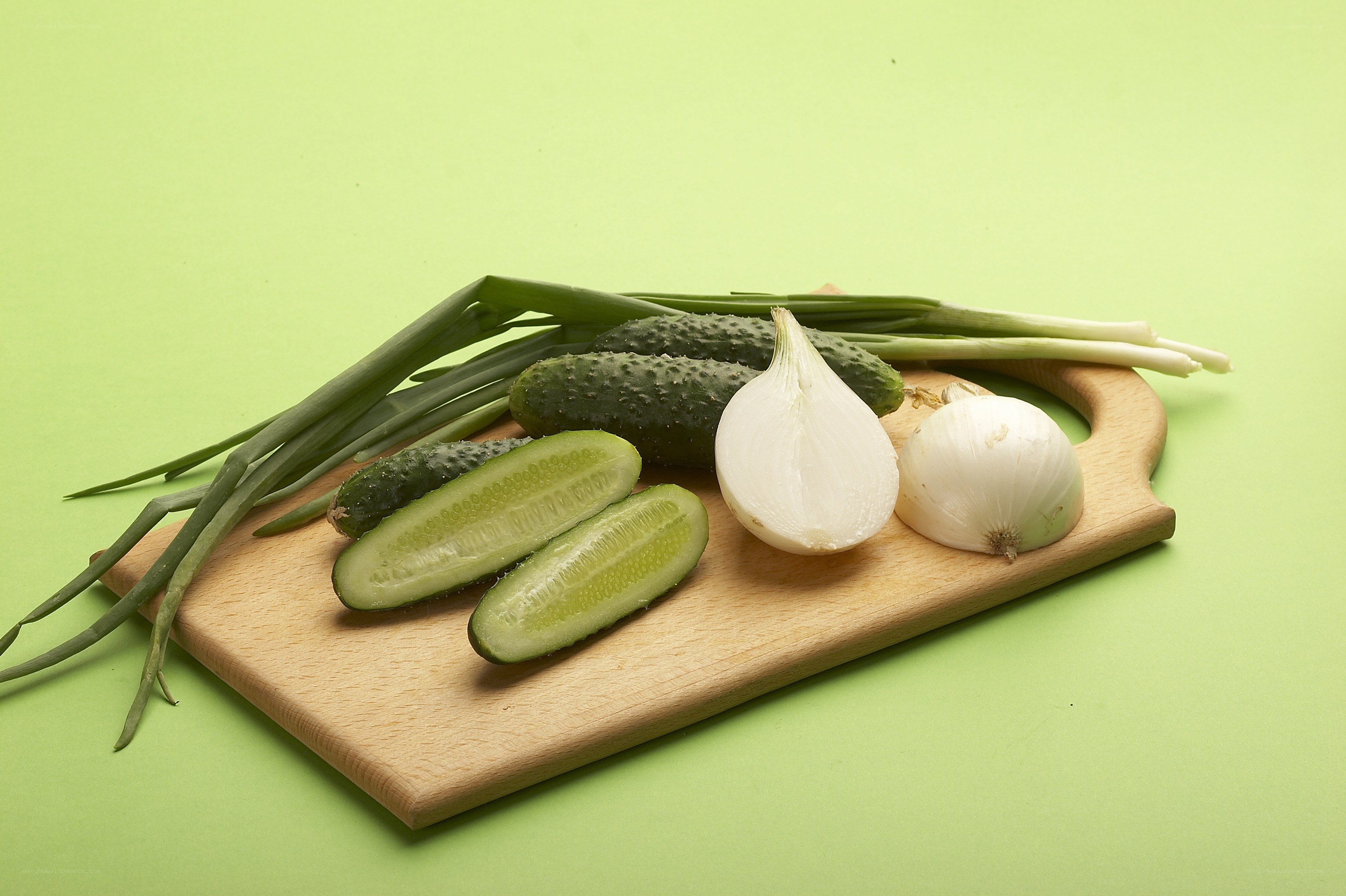 Fresh vegetables on a cutting board