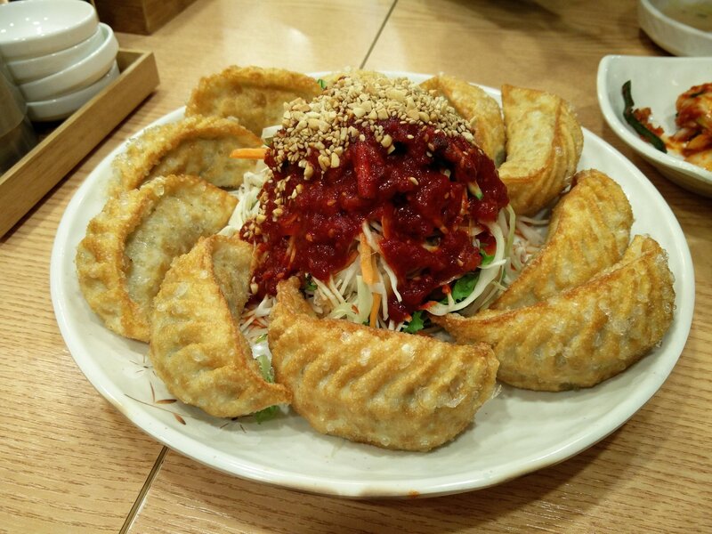 Fried Dumplings with Sauce